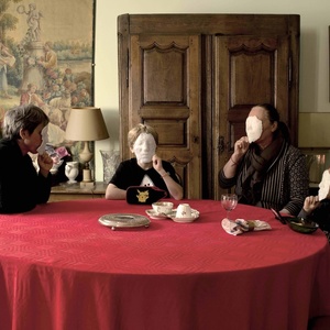 Global Society #1 (fr), 2013